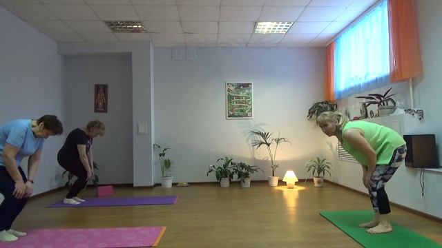 Йога для пожилых. Занятие № 10 Разминка. Дыхание. Общеукрепляющий комплекс