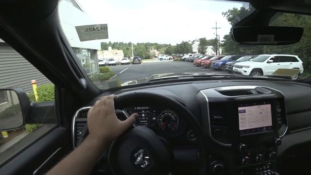 2022 Ram 2500HD 6.4L Big Horn P.O.V Review