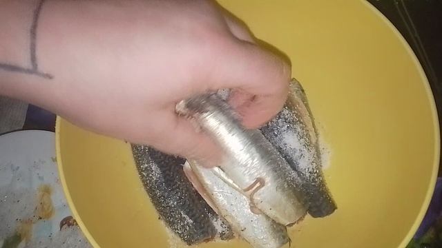 засаливаем скумбрию по бабушкиному рецепту