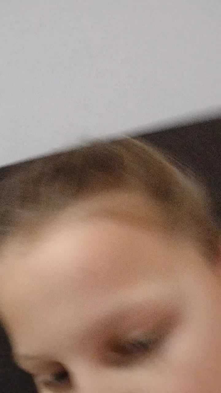 н