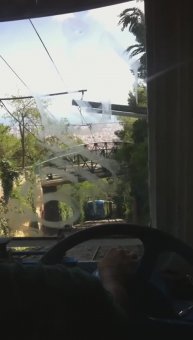 Старый фуникулер на горе Тибидабо. Разъезд поездов в Барселоне.