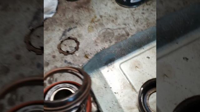 Как смазать выжимной подшипник😀🍉😀🍉