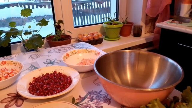 Необычный нежный и вкусный салат на Новогодний стол! / рецепт