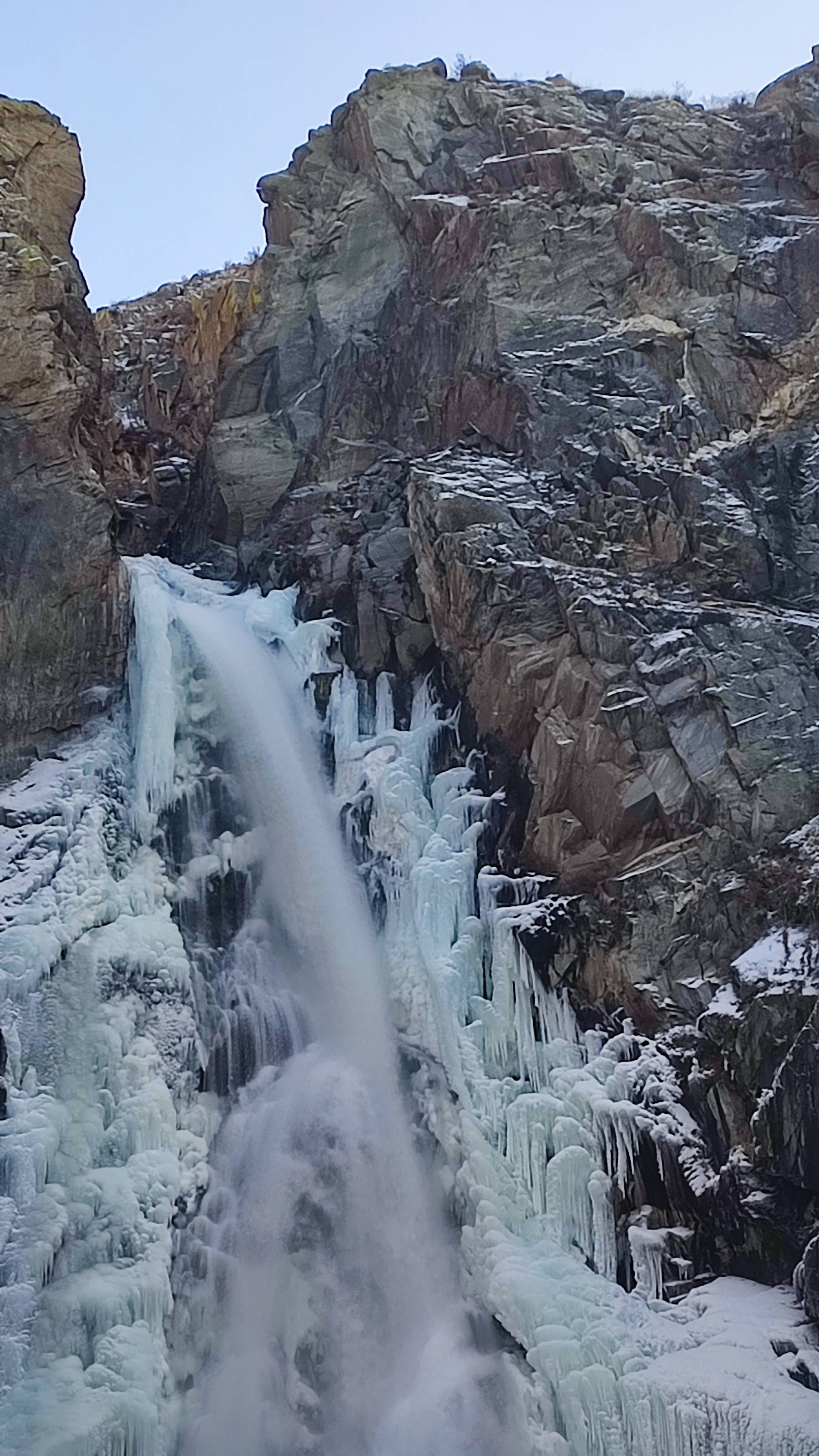 Алтай. Водопад Куркуре зимой