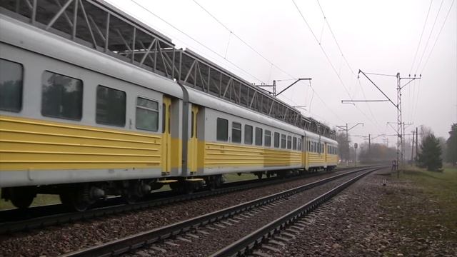 Дрезина ТКА-6 с поездом для контактной сети / TKA-6 draisine with catenary train passing Hiiu