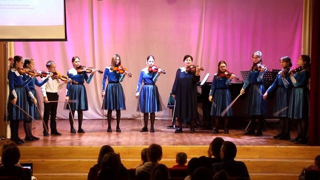 10 Г. Корепанов «Чупчи тупалан-а», исп. Ансамбль скрипачей «Tutti»