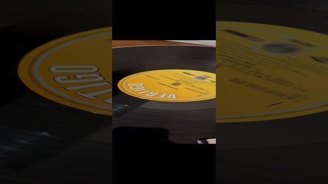 Tunnel of Love (Intro/The Carousel Waltz) от Dire Straits #vinyl #винил #lifestyle #rocknroll