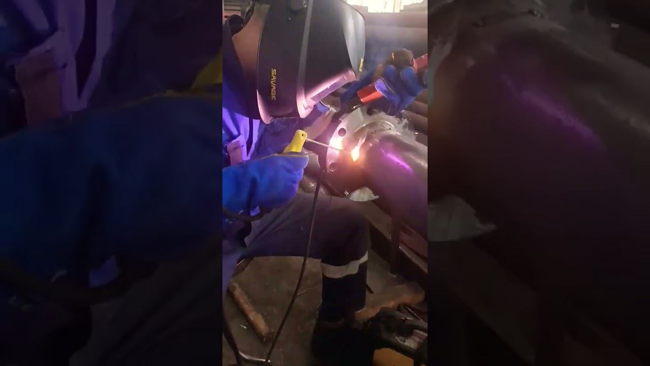 #сварной #welder #сварка #сварщик #сваркатруб