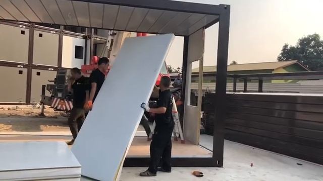 New 3 - 4 floor container houses design for office / dormitory