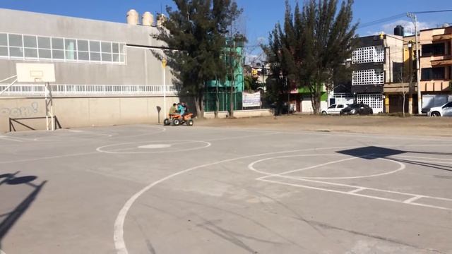 Kawasaki 400cc stunt