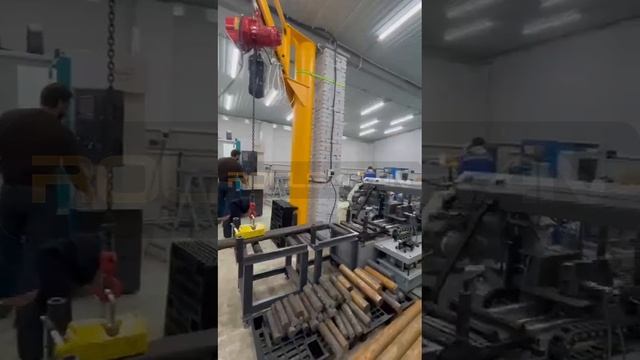 Консольный кран г/п 500 к стрела 4 м, высота 3 м