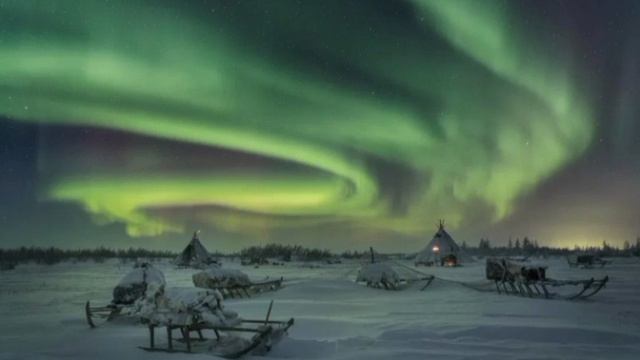 "Мороз льдом затянет речку" (Евгений Волков Сыктывкар)...