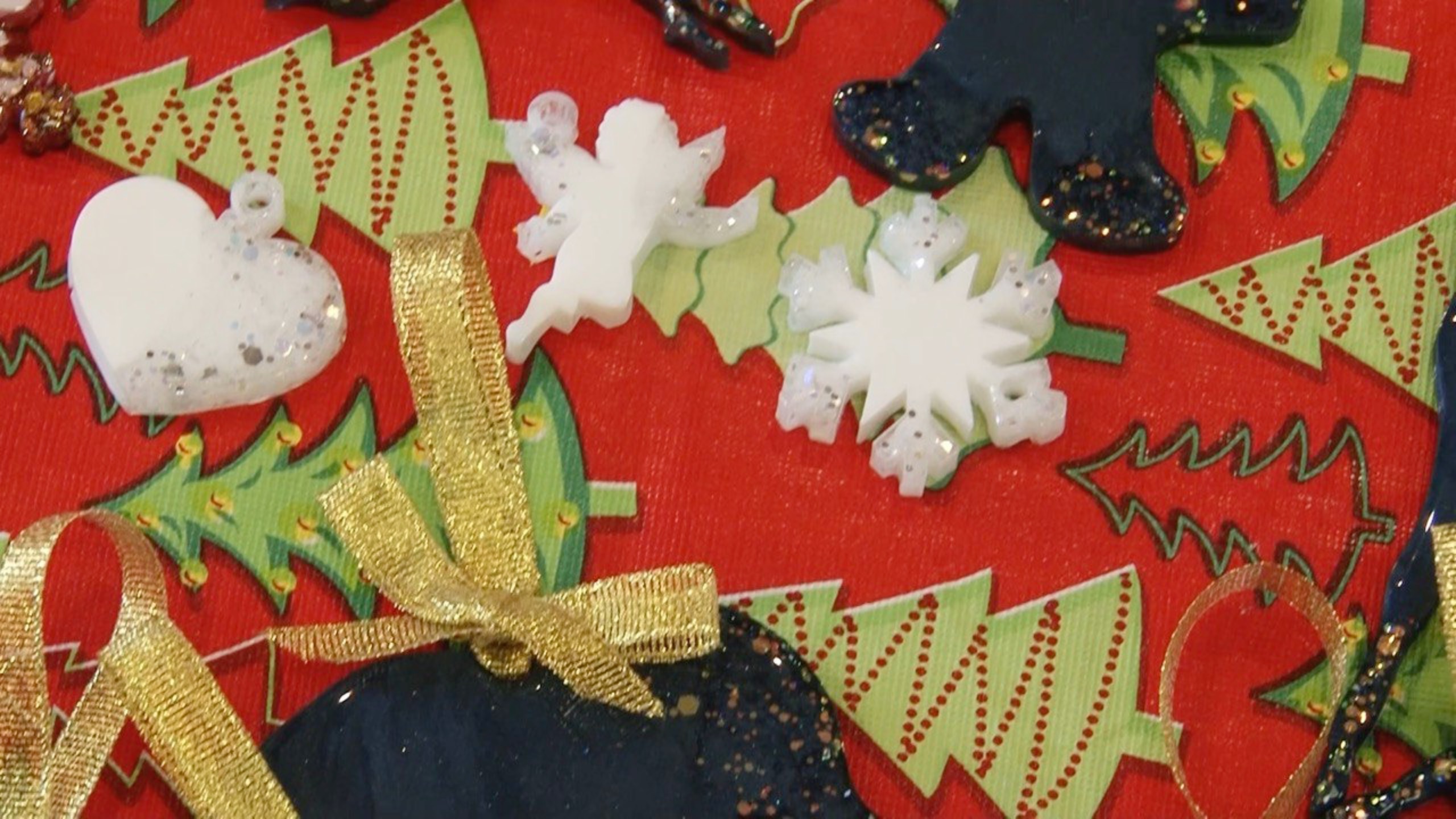 Волшебство елочных игрушек из эпоксидной смолы