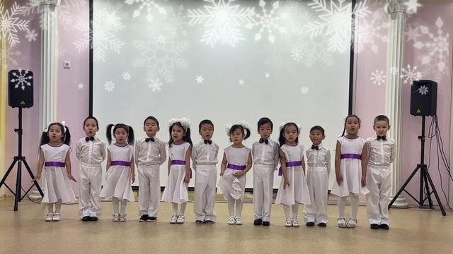 «Хаарынан э5эрдэ»- «Happy Children” улахан бөлөх оҕолоро