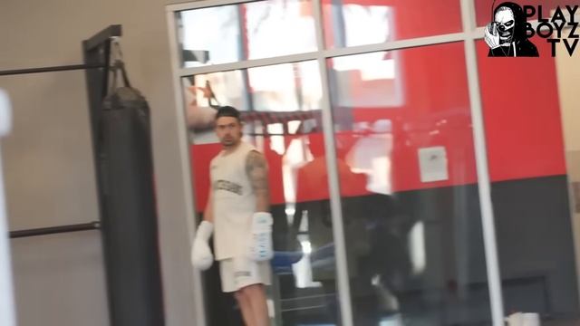 КОШМАРИМ БОЙЦА UFC РАУЛЯ РОСАСА (ПРАНК)