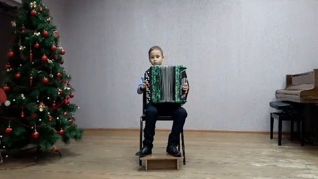 Ойкин Егор, Р.Н.П "Как по горкой, под горой" в обр. М. Устинова