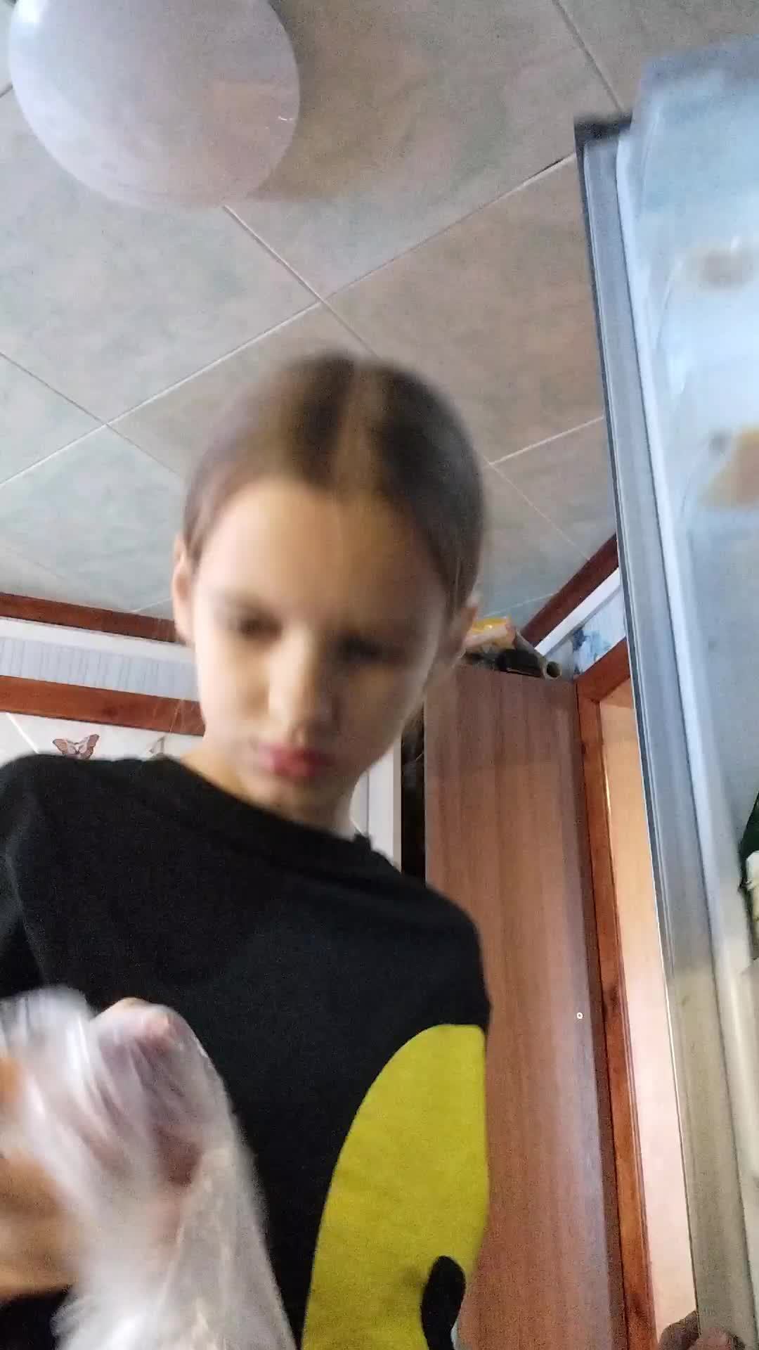 пишите вопросы и задания