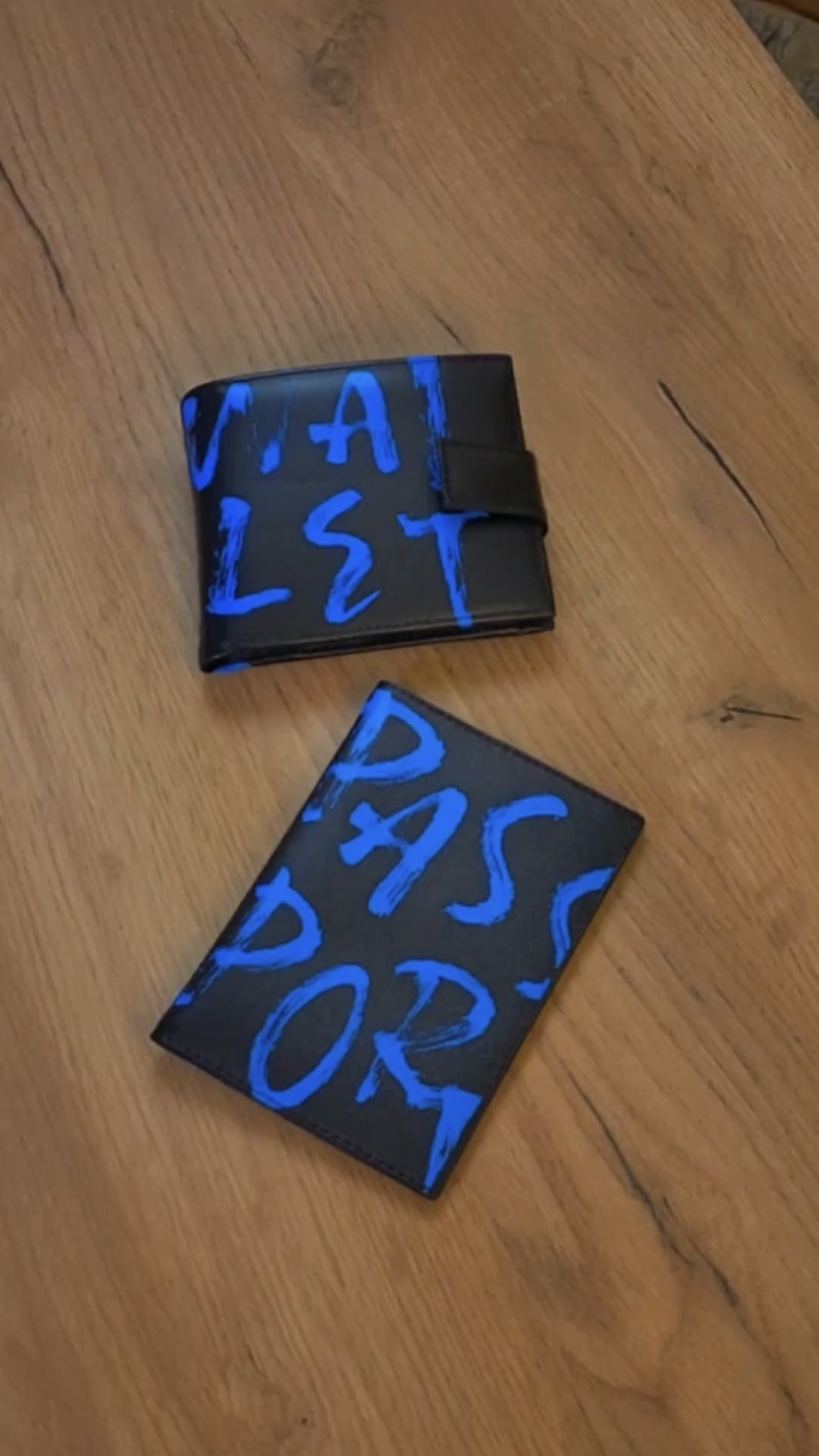 Артикулы в видео! Кошелек и обложка для паспорта серии ТОКИО бренда Mumi. Мой тг. tester_shmot