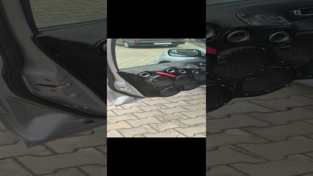 Автозвук громкий фронт обзор музыки в mitsubishi airtrek очень громкая и качественная аккустика