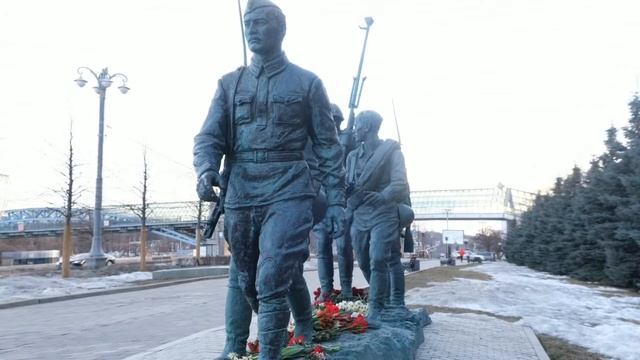 Встанем !