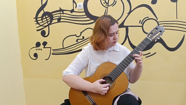 Л. Иванова " Тема и вариации". Исполняет Мусаева Елизавета, 2 класс.