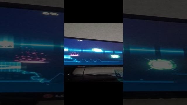 супер сложный уровень ( geometry dash)