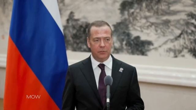 Трамп человек талантливый, уложил своих соперников на лопатки - Медведев.