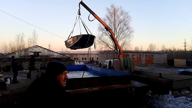 испытания (сброс на воду) лодки Lord River Rest 39
