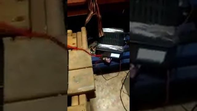 Заряд АКБ Тюмень СТАРЫМ ДРУГОМ. Ч1. (240p).mp4