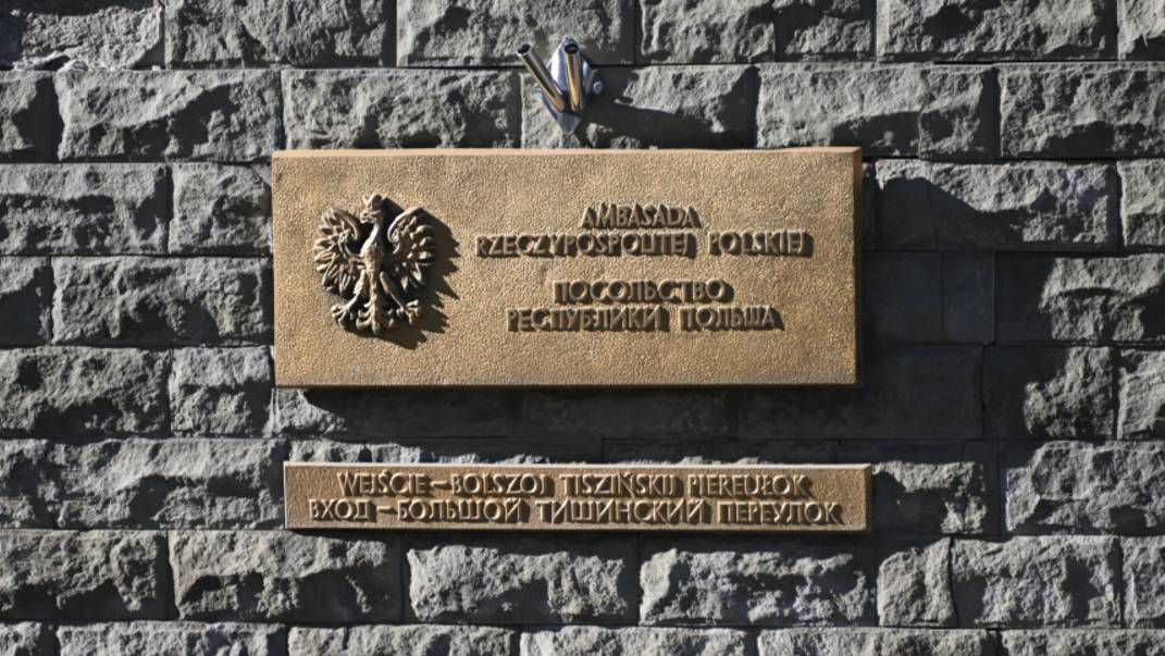 Скандальным польским дипломатам закроют въезд в Россию на 30 лет