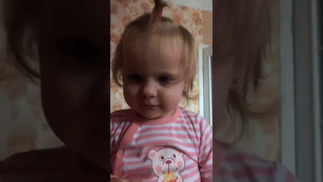 я маленький пирожок в дестве