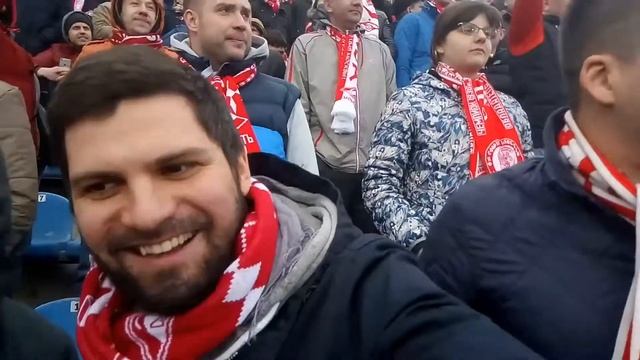 Не потеряй его и не сломай.