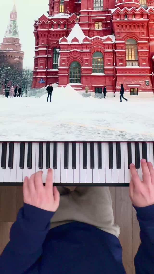 В Москве Снегопад. Наслаждаемся.