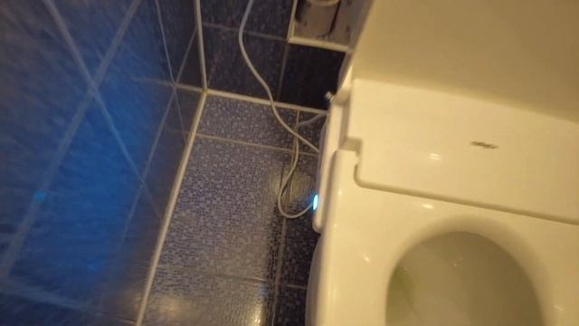 Электронная крышка-биде для унитаза Krooch Slim Magic. Обзор.