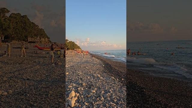 Пляж в Абхазии