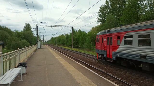 Электропоезд ЭТ2М-141, платформа Понтонная