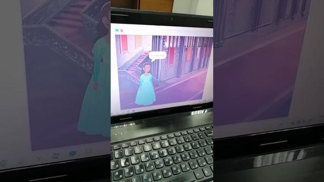 Проекты наших учеников. Ребенок программирует на Scratch.