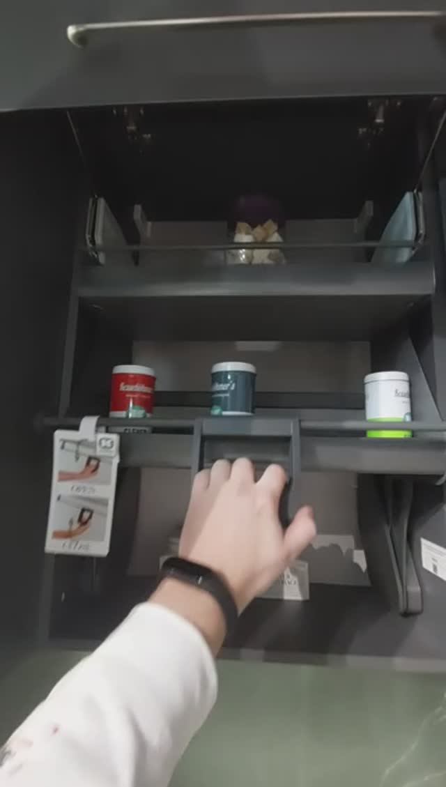 Супер механизм на кухне для невысоких хозяек