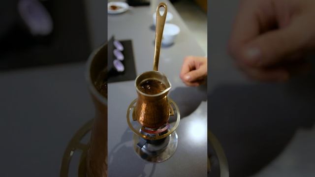 Чем отличается крупный помол от мелкого? ☕️ #кофе #lebo #интересныефакты #вкусно