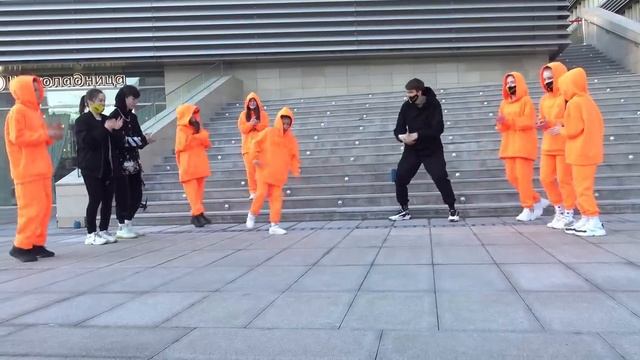 произвольный танец, электронная музыка, следите за другими видео.mp4