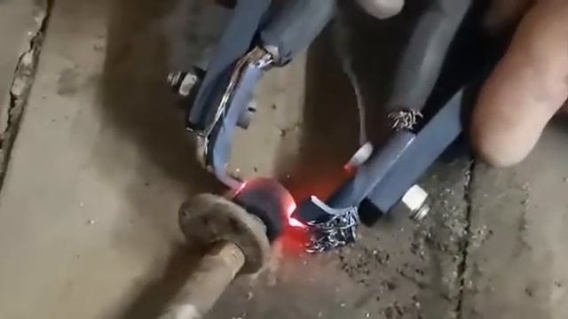 Если гайка не откручивается.