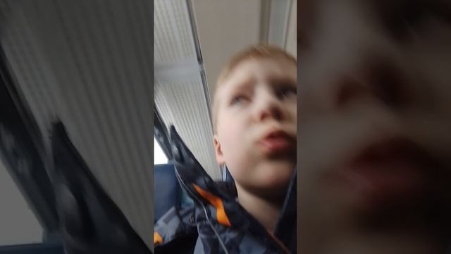 ТУПЫЕ, БЕСПОЛЕЗНЫЕ ПОЕЗДА РАЗВАЛИНЫ☹️