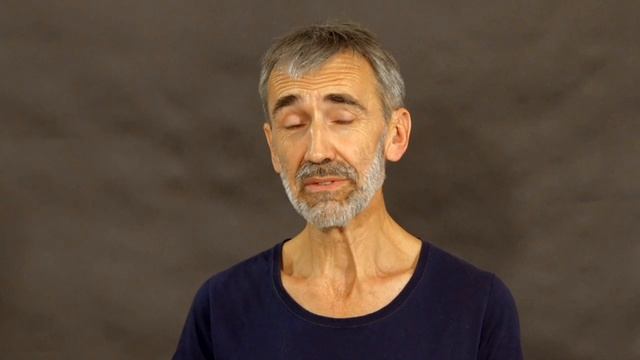 Авторское мнение. Владимир Олейник, юрист. Мир и усталость от войны