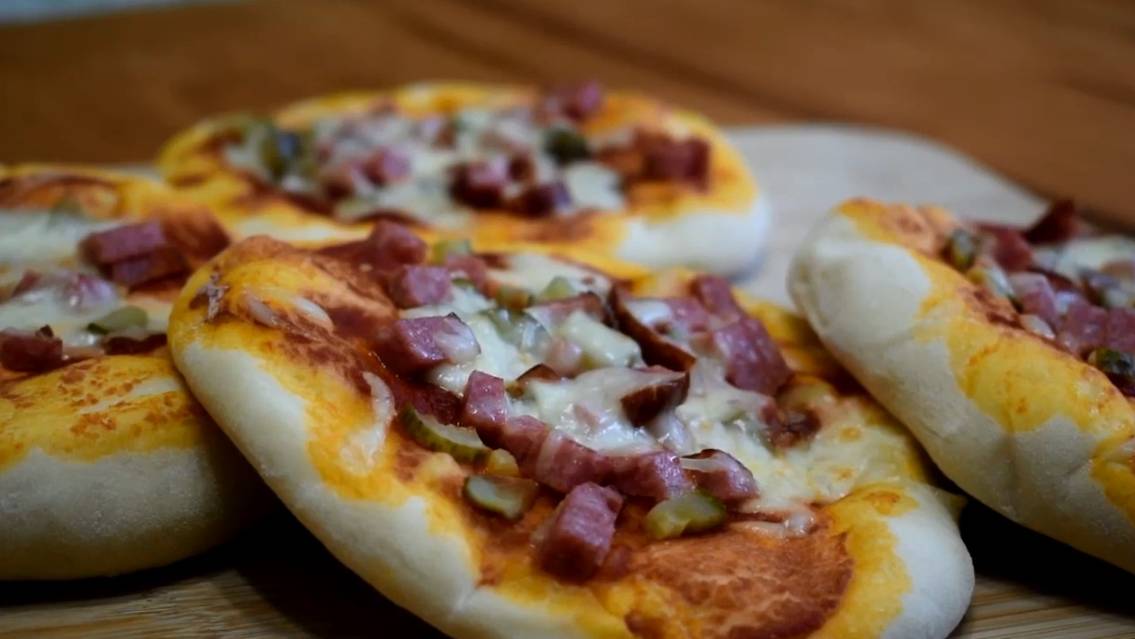 ТА САМАЯ ШКОЛЬНАЯ ПИЦЦА (ГОСТ)! 37коп за штуку! Вкус детства, который не забывается!