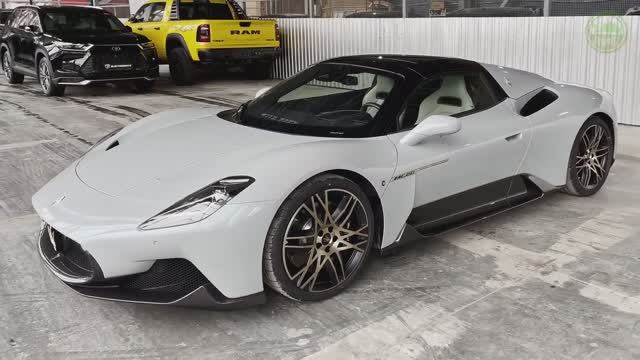 Maserati MC20 Cielo 2024 - звук, интерьер, экстерьер