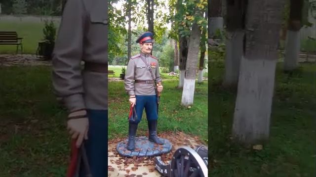 Счастье живет рядом с нами