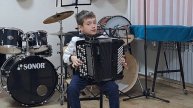 Урванцев Пётр, 9 лет, 1 класс. Бажилин Р. "Деревенские гулянья"