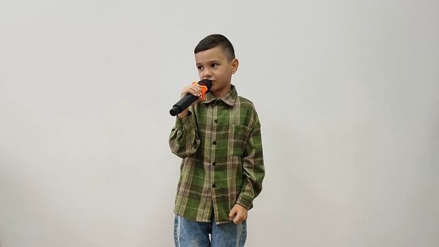 "Едет, едет паровоз"  Песня для детей