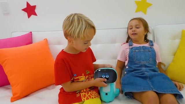 Влад и Никита. Удивительное приключение с Мико. Самые умные роботы