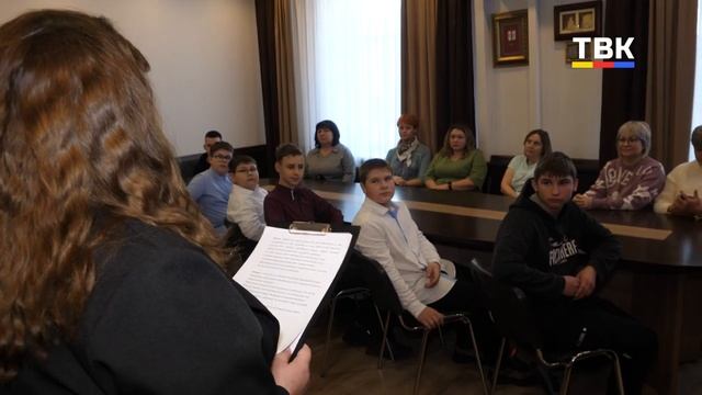 В День Конституции РФ вручили паспорта юным гражданам Искитимского района